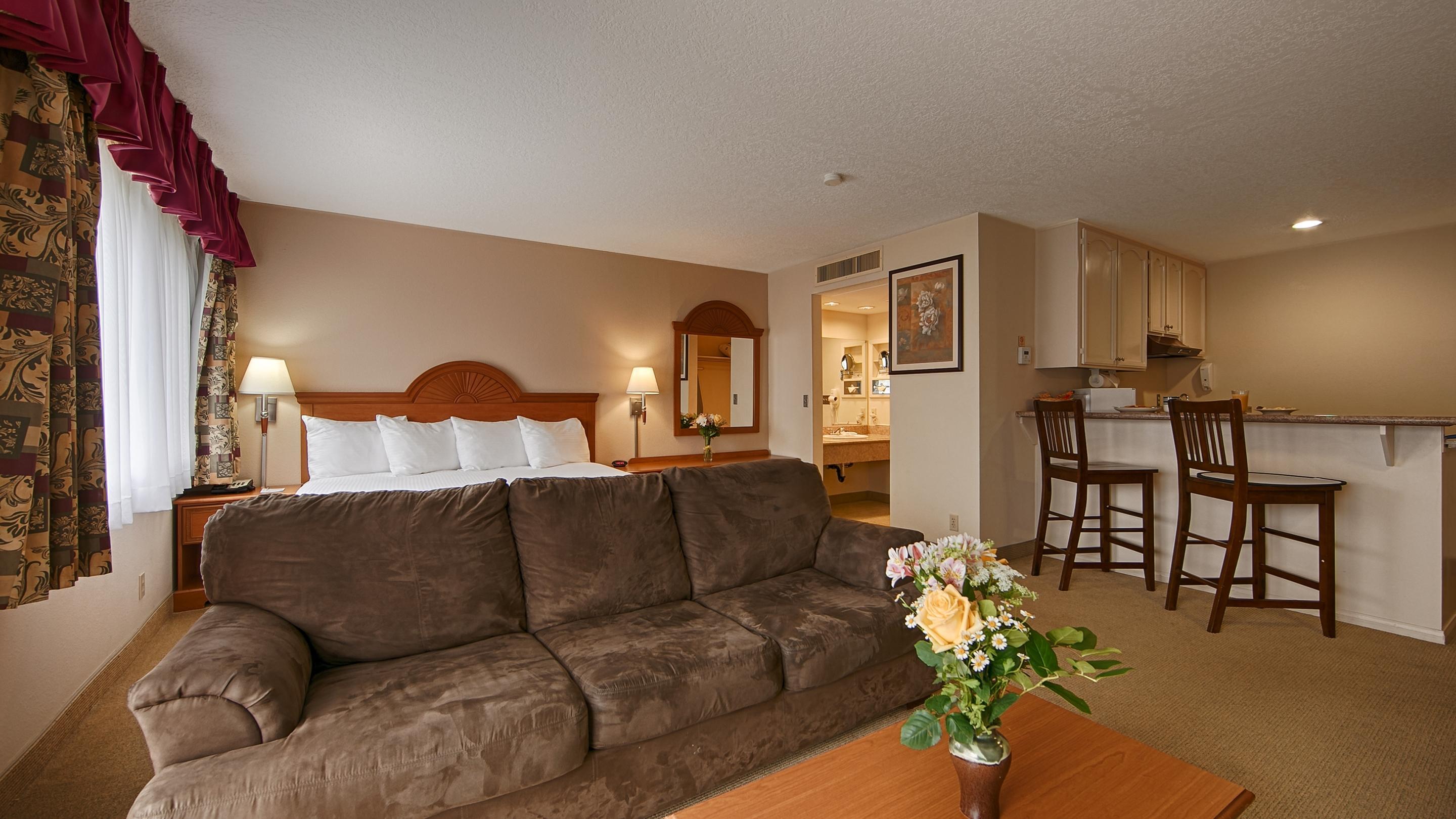 Best Western Westminster Inn Exterior photo